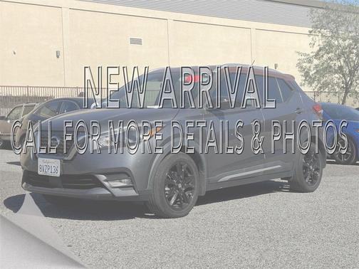 2020 Nissan Kicks SR