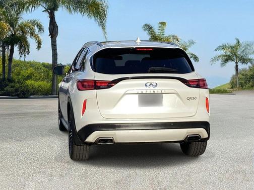 Majestic 2022 INFINITI QX50 LUXE