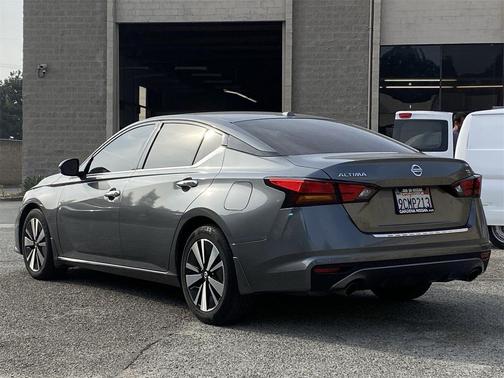 2022 Nissan Altima 2.5 SL