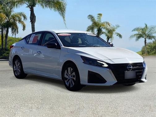 2025 Nissan Altima S FWD