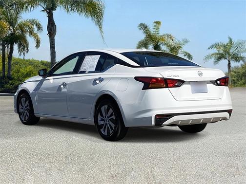 2025 Nissan Altima S FWD