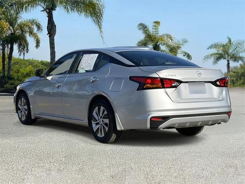 2023 Nissan Altima S FWD