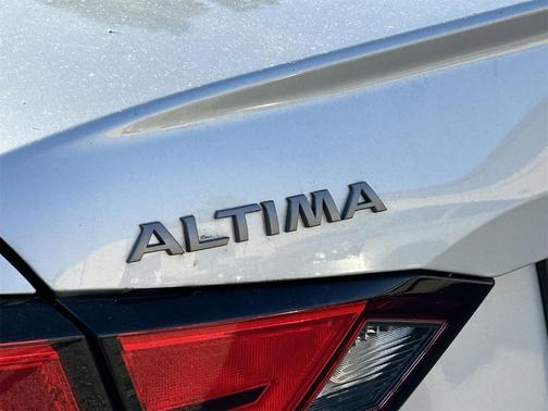 2023 Nissan Altima S FWD