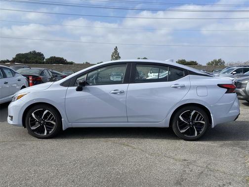 2025 Nissan Versa 1.6 S