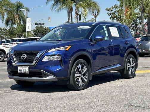 2022 Nissan Rogue SL