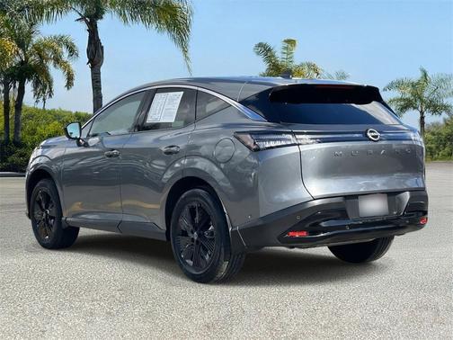 2025 Nissan Murano SV