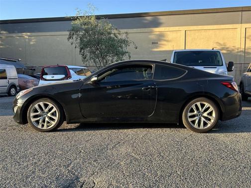 2015 Hyundai Genesis Coupe 3.8 Base