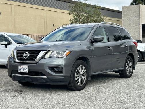 2018 Nissan Pathfinder S