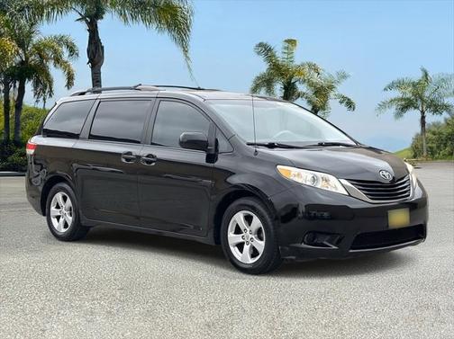 2013 Toyota Sienna LE