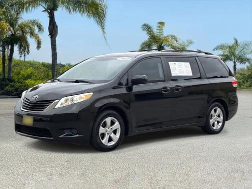 2013 Toyota Sienna LE
