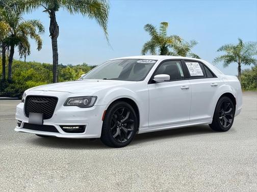 2023 Chrysler 300 Touring