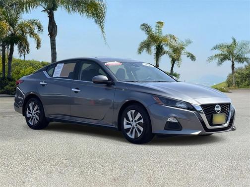 2022 Nissan Altima S FWD