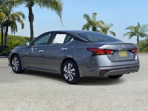 2022 Nissan Altima S FWD