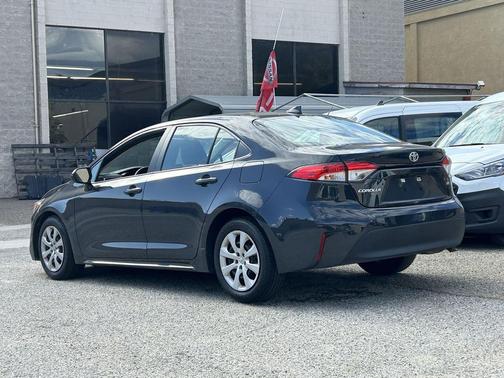 Underground 2025 Toyota Corolla LE