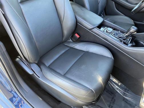 2021 Mazda Mazda3 FWD w/Preferred Package