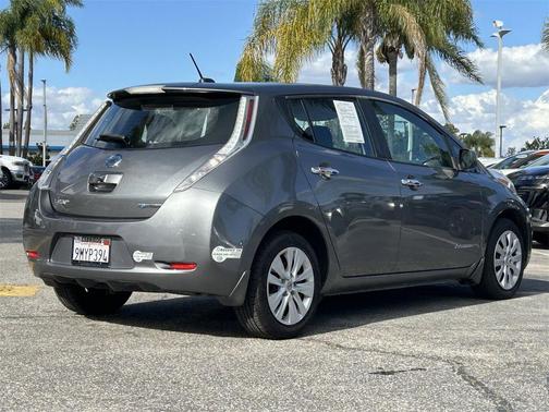 2016 Nissan Leaf S