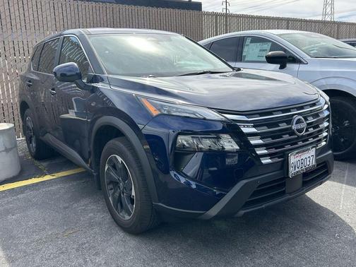 Deep Ocean Blue Pearl 2026 Nissan Rogue SV