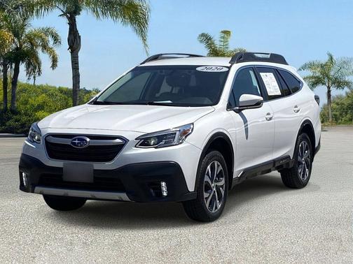 Crystal White Pearl 2020 Subaru Outback Limited