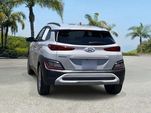 Cyber Silver 2023 Hyundai KONA SEL