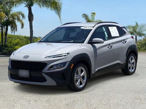 Cyber Silver 2023 Hyundai KONA SEL