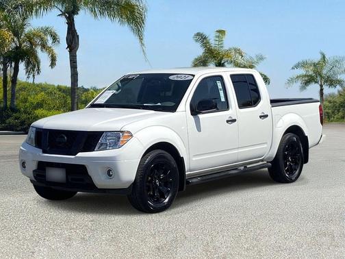Glacier White 2021 Nissan Frontier SV