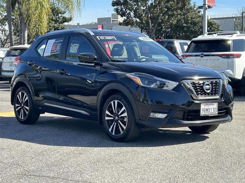 2018 Nissan Kicks SR