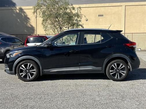 2018 Nissan Kicks SR