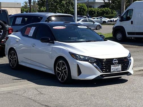 Aspen White/Super Black 2025 Nissan Sentra SR