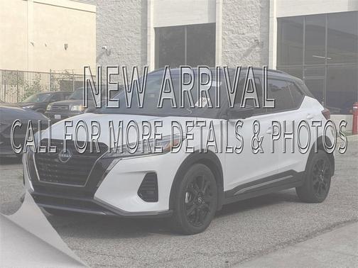 2023 Nissan Kicks SR
