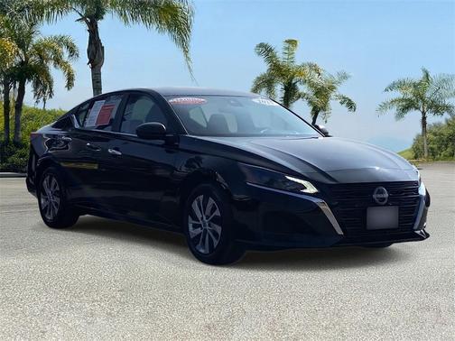 2025 Nissan Altima S FWD