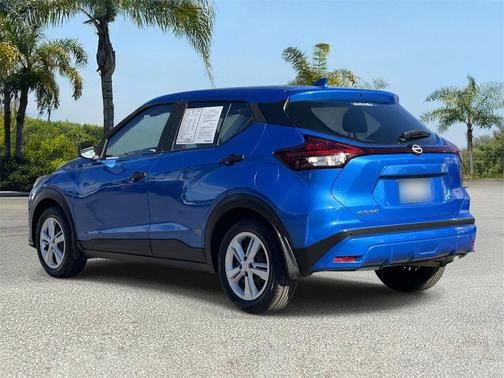 2022 Nissan Kicks S
