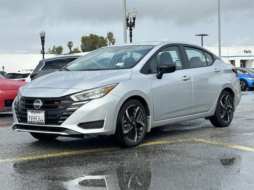 2025 Nissan Versa 1.6 S