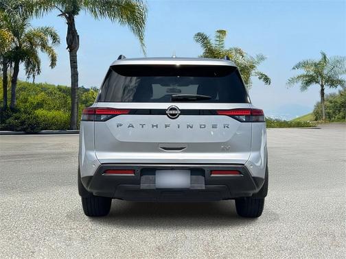 2024 Nissan Pathfinder SV FWD