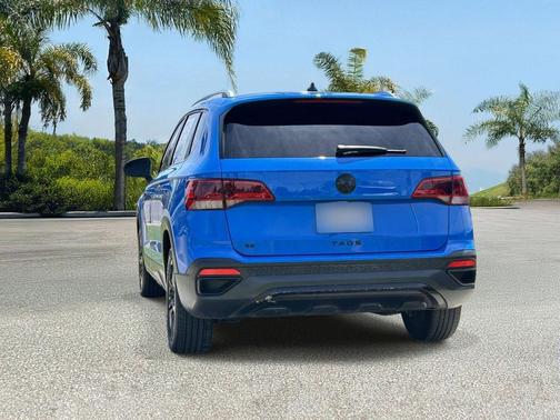 Blue 2022 Volkswagen Taos 1.5T SE