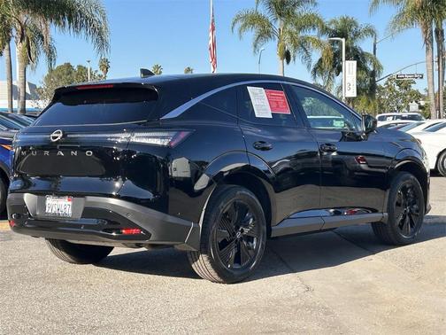 2025 Nissan Murano SV