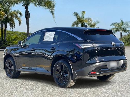 2025 Nissan Murano SV