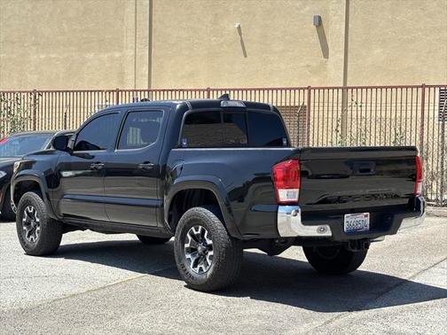 2016 Toyota Tacoma SR5
