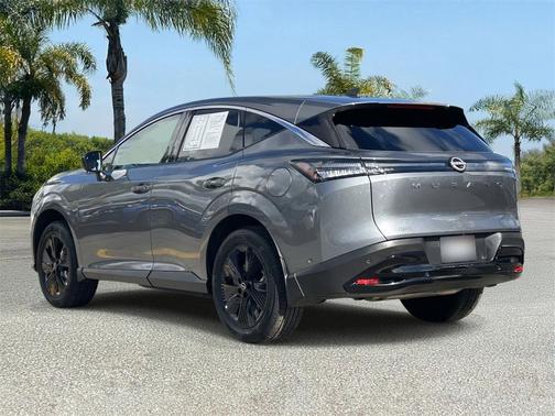 2025 Nissan Murano SV