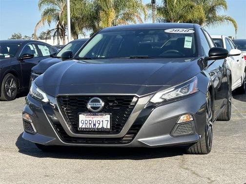 2020 Nissan Altima SR FWD