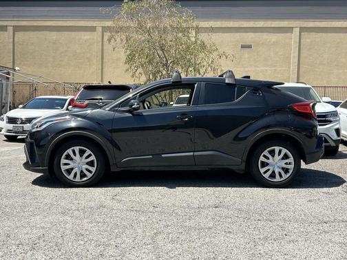 Black Sand Pearl 2021 Toyota C-HR LE