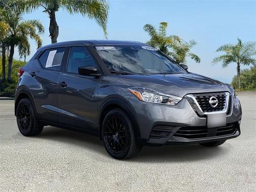 2020 Nissan Kicks S
