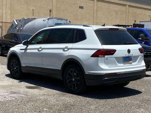Pure White 2024 Volkswagen Tiguan 2.0T SE 4MOTION