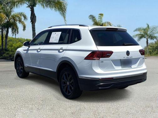 Pure White 2024 Volkswagen Tiguan 2.0T SE 4MOTION
