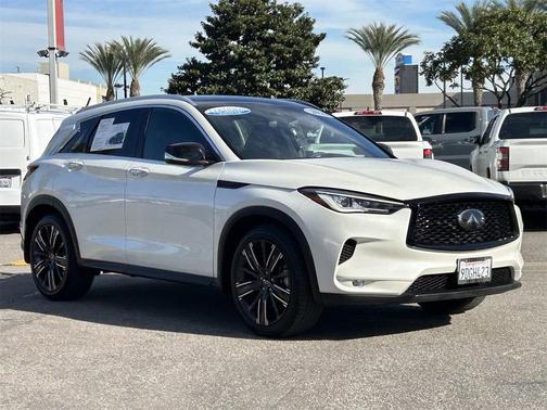 2022 INFINITI QX50 LUXE