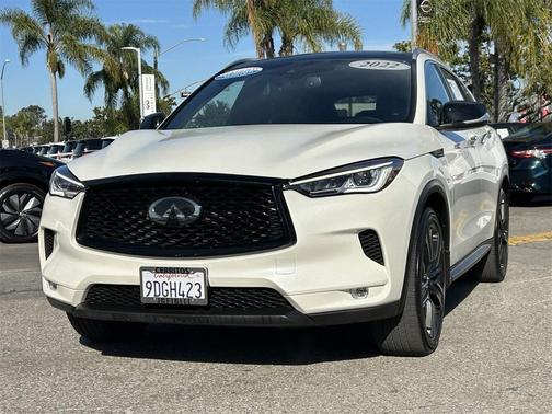 2022 INFINITI QX50 LUXE