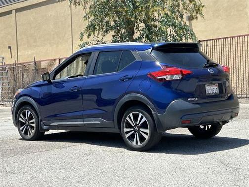 2019 Nissan Kicks SR