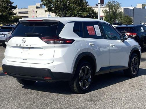 White Pearl 2024 Nissan Rogue SV