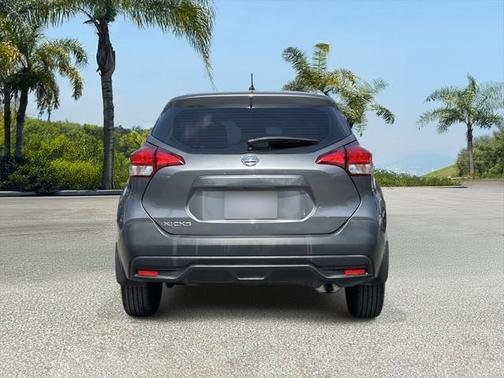 2018 Nissan Kicks S