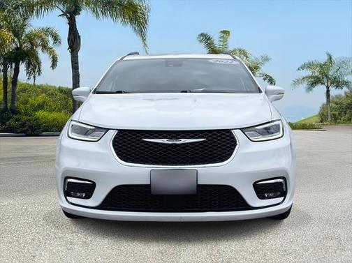 2022 Chrysler Pacifica Touring