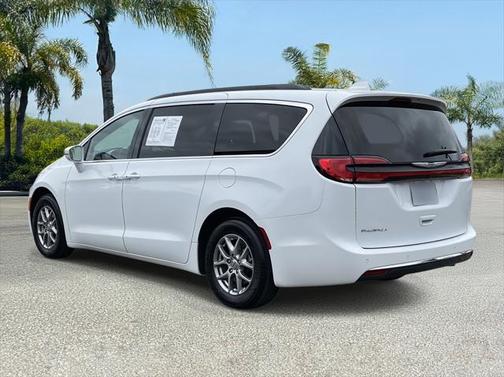 2022 Chrysler Pacifica Touring
